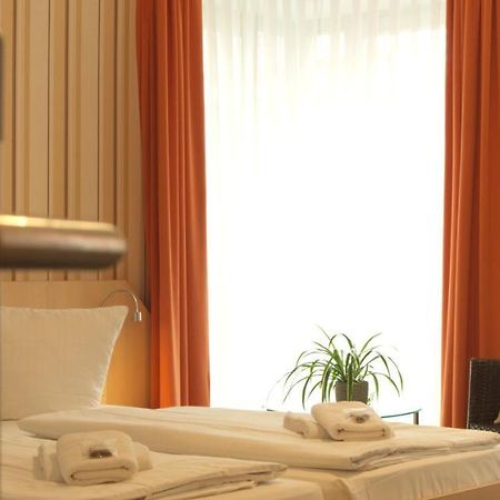 Mueritzperle Hotell Waren  Exteriör bild